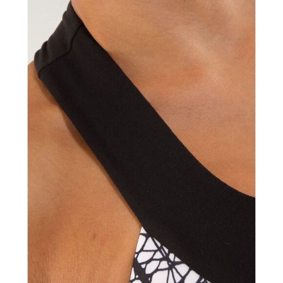 LULULEMON Scoop Neck Tank Sz 6 White Black Glacier Lace Black - Picture 3 of 9